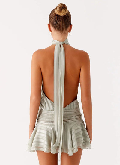 נויה - שמלת מיני עם קפלים וגב פתוח