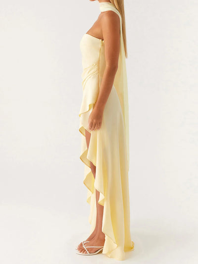 שיר - שמלת סטרפלס א־סימטרית עם צעיף