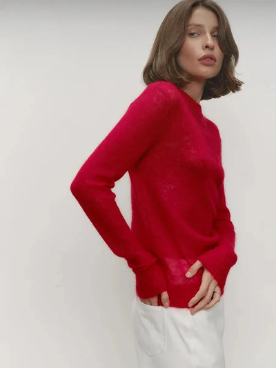 סוודר סרוג דק עם צווארון עגול