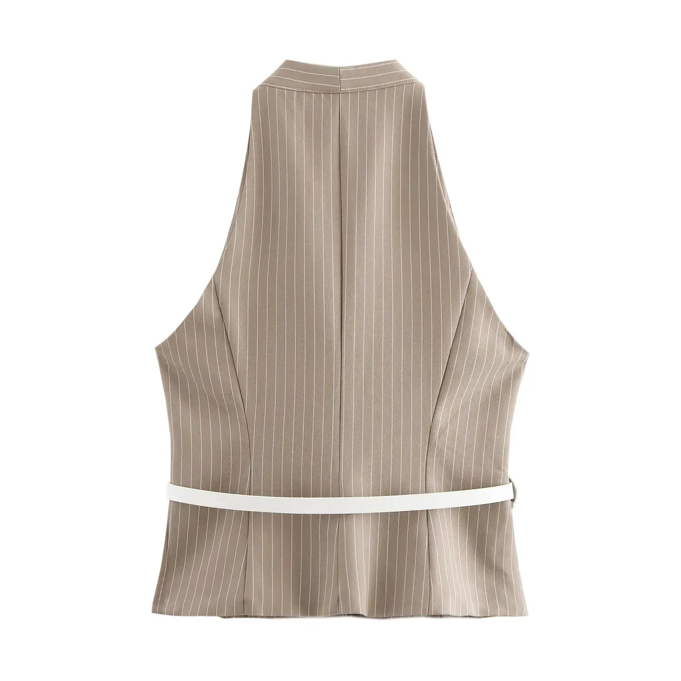 וסט מחויט עם חגורה וצווארון