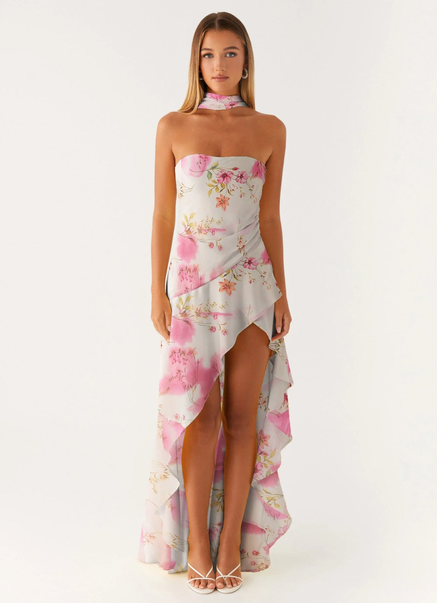 שיר - שמלת סטרפלס א־סימטרית עם צעיף